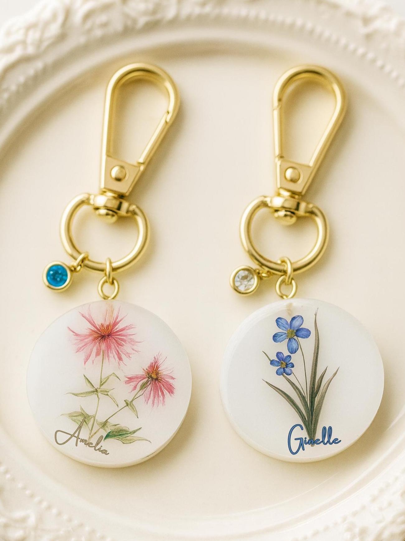 Personalized Birth Flower Keychain – Gift for Mom, Bridesmaids & Wedding Party